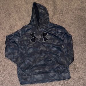 Under Armour Sweatshirt